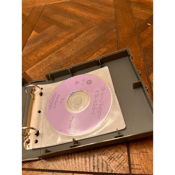 Ann Brashares - The Second Summer of the Sisterhood (2003) - Used 7-CD Audiobook - Picture 2 of 5